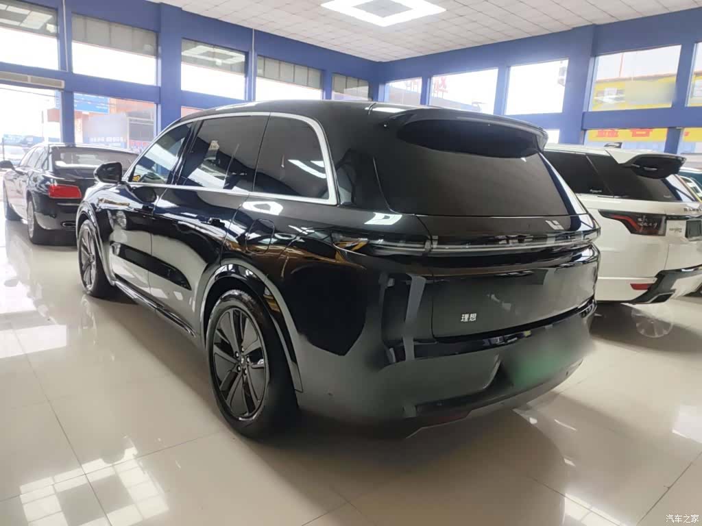 Li Auto L8, 2024 23