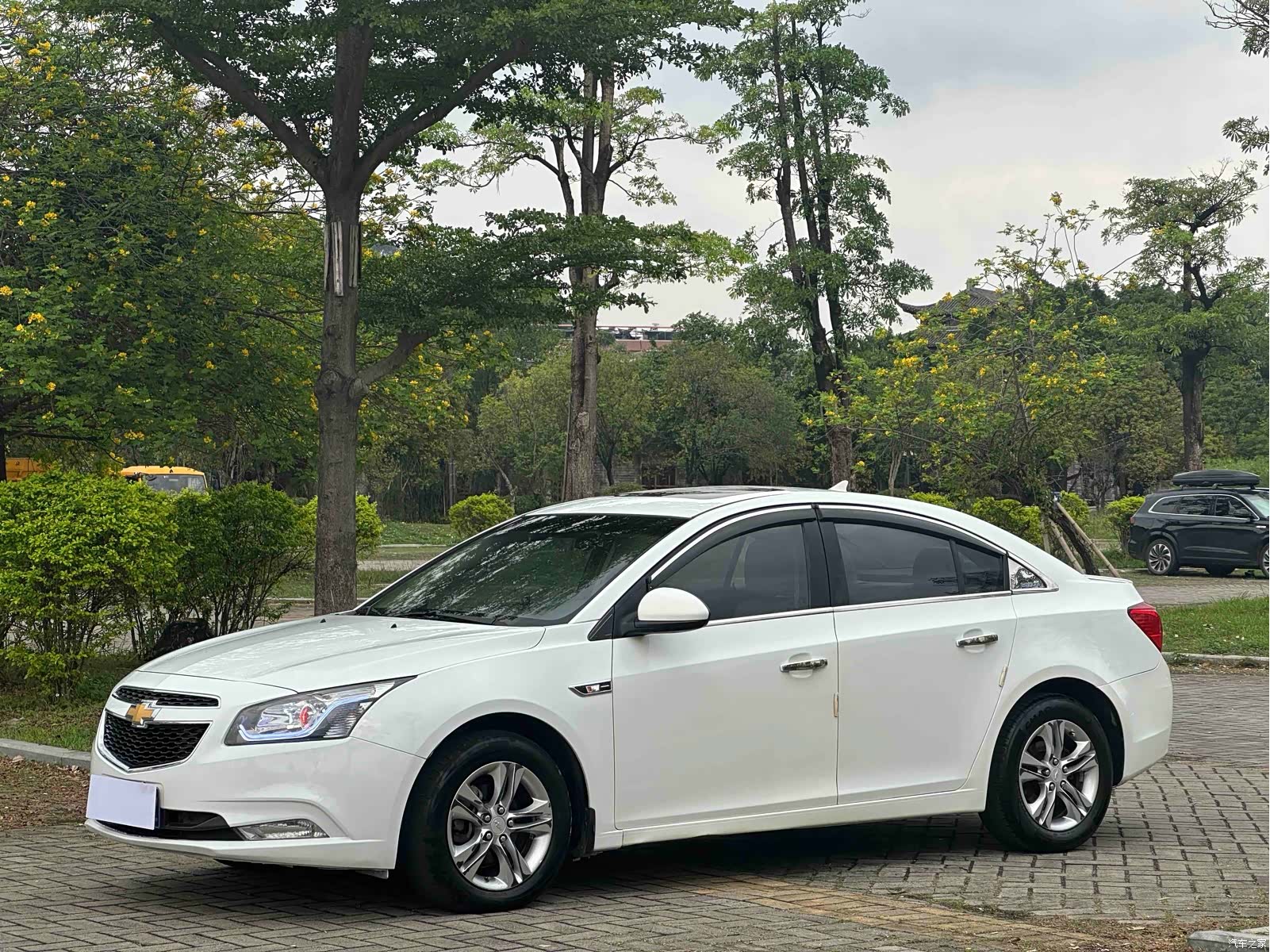 Chevrolet SE, 2016 1