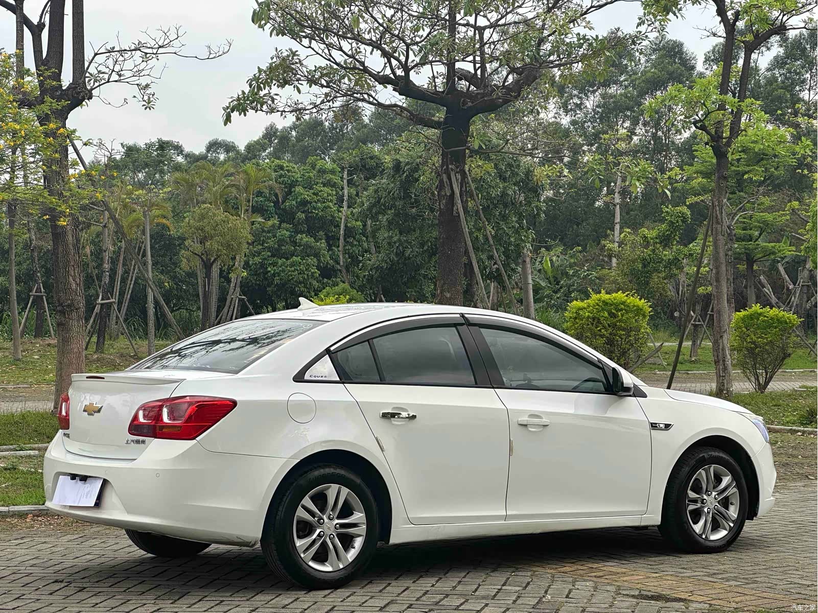 Chevrolet SE, 2016 8