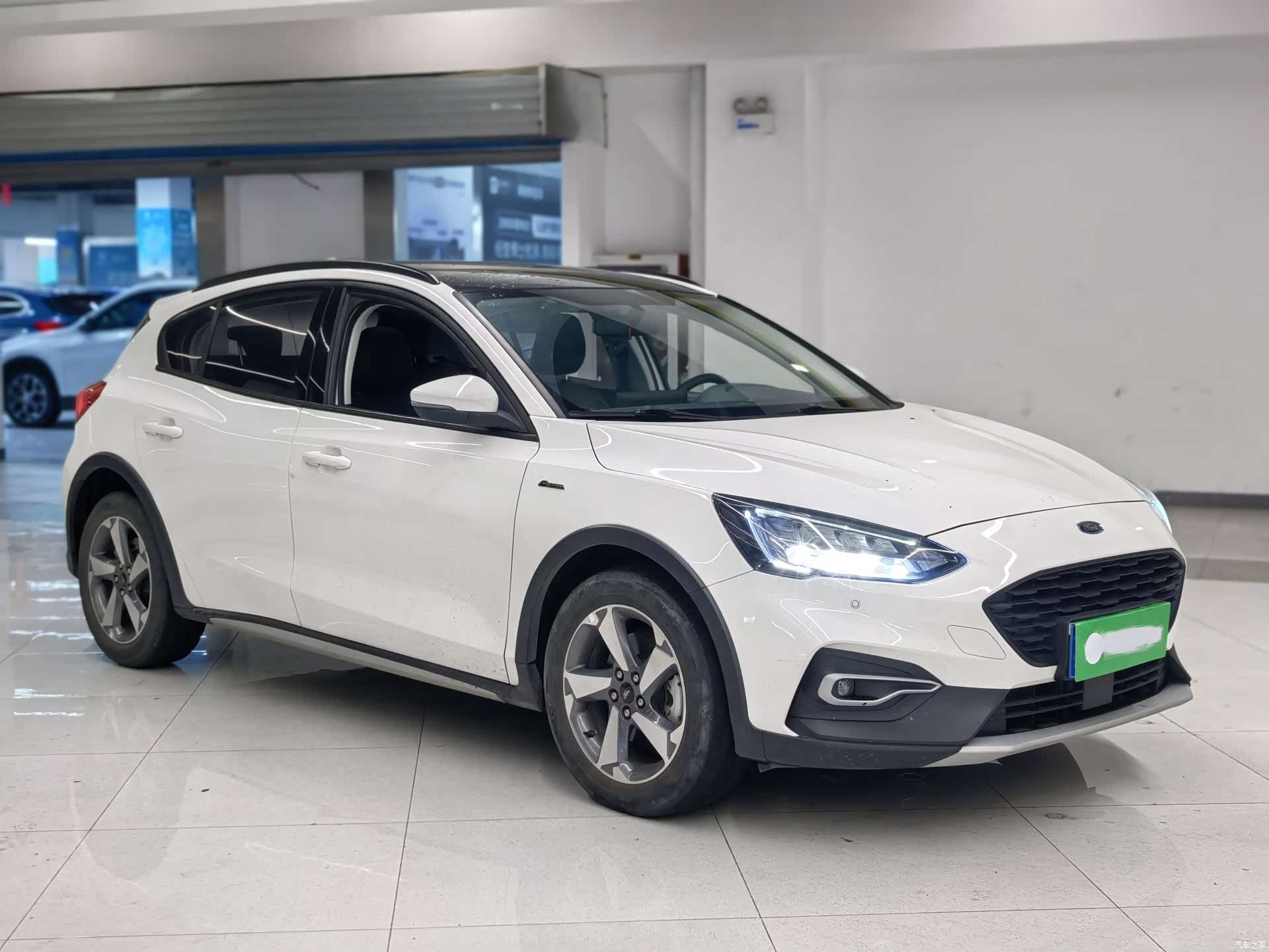 Ford Focus, 2022 3