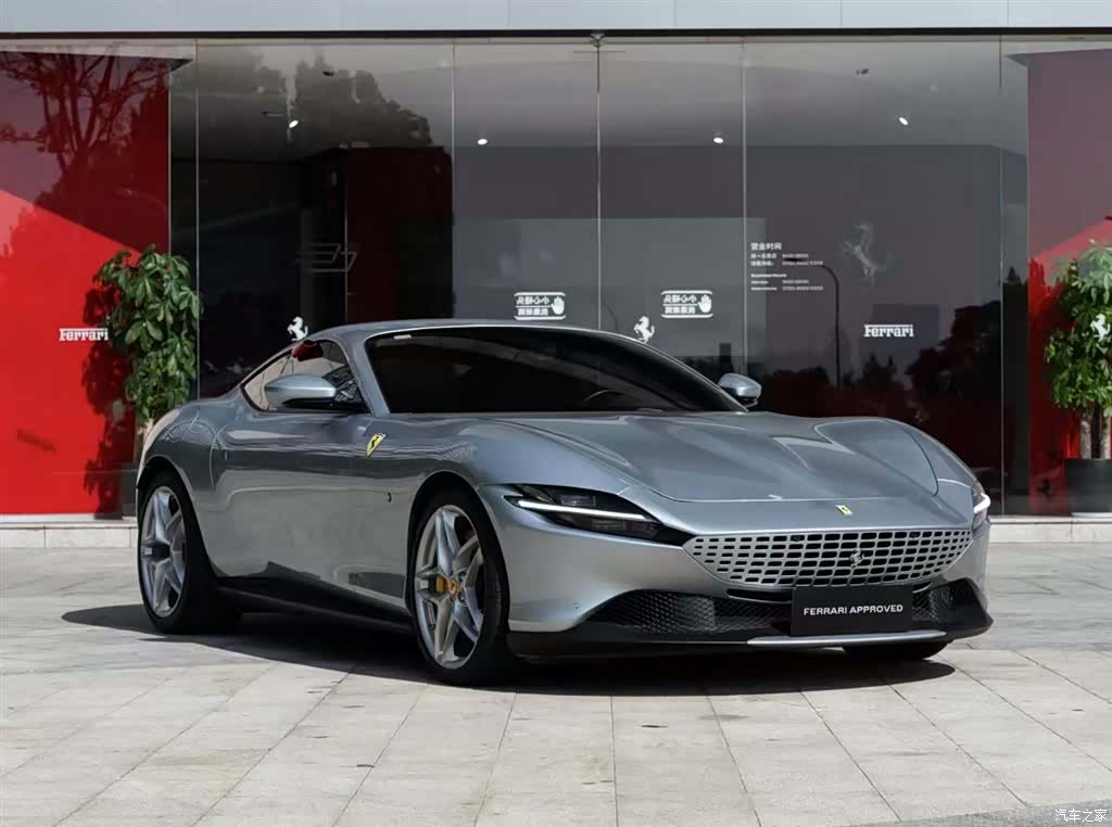 Ferrari Roma, 2023 3