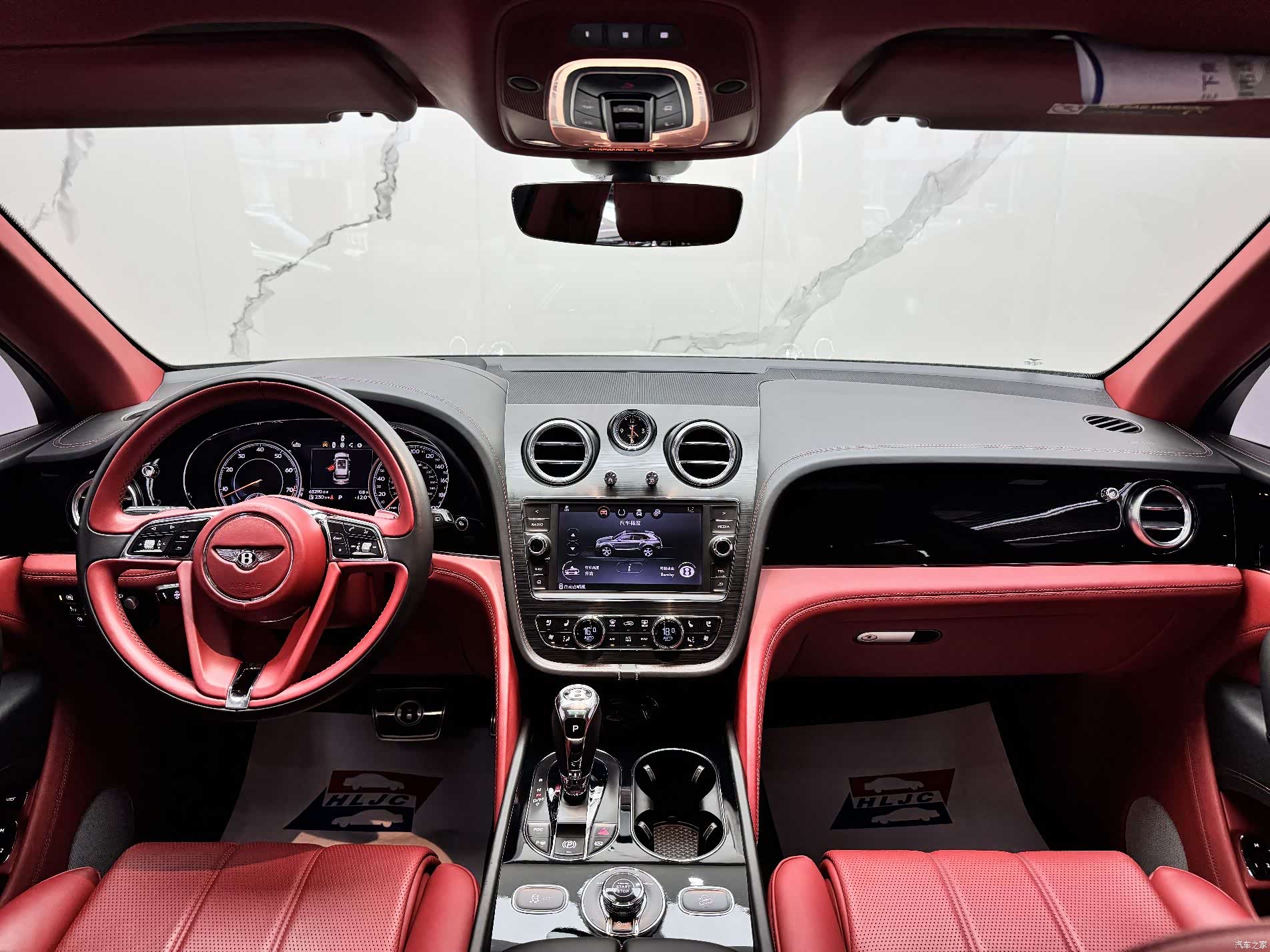 Bentley Bentayga, 2019 6