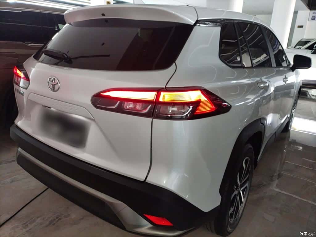 Toyota Frontlander, 2023 все фото