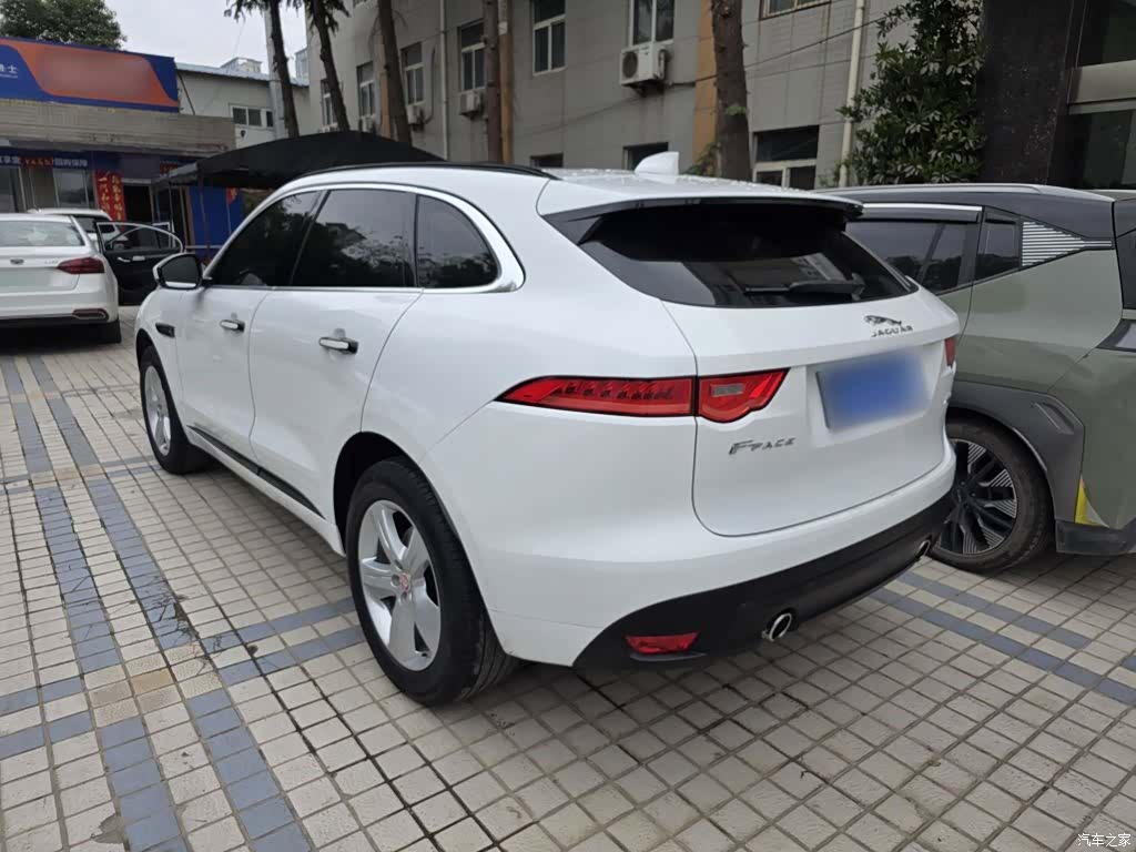Jaguar F-PACE, 2016 6