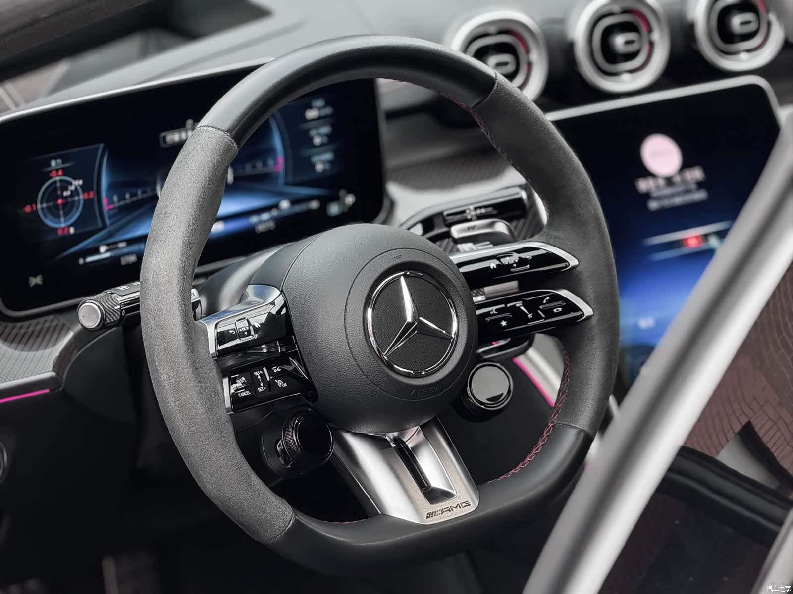 Mercedes-Benz C-Class, 2024 9