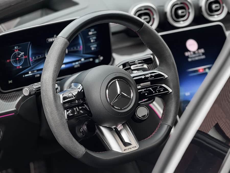 Mercedes-Benz C-Class AMG NEV 2024, фото 9