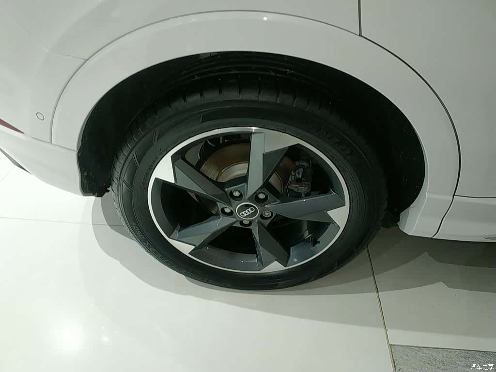 Audi Q3, 2022 24