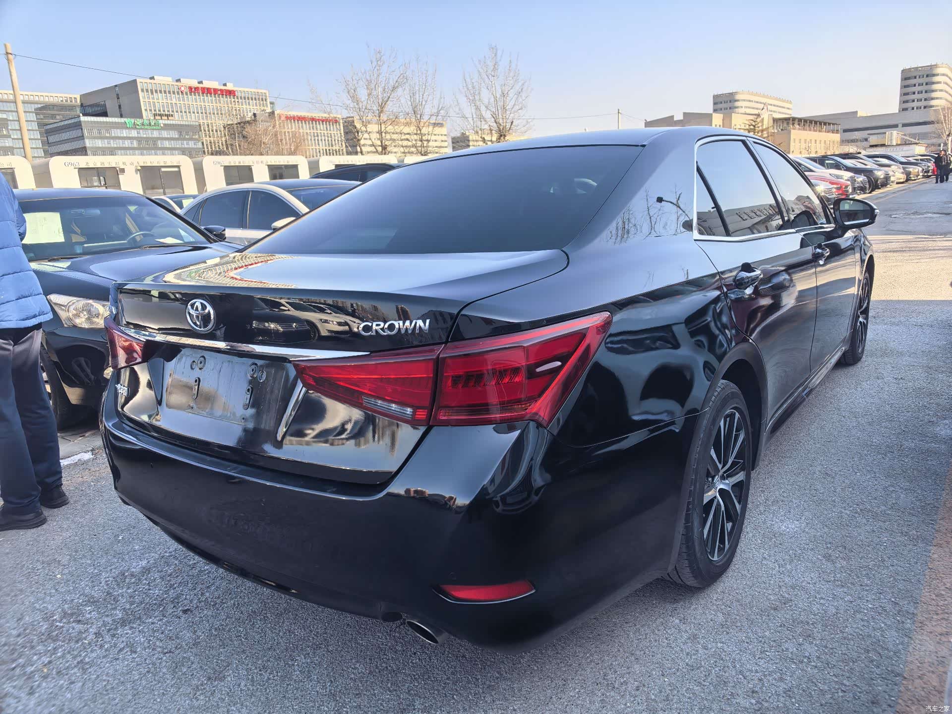 Toyota Crown, 2018 3