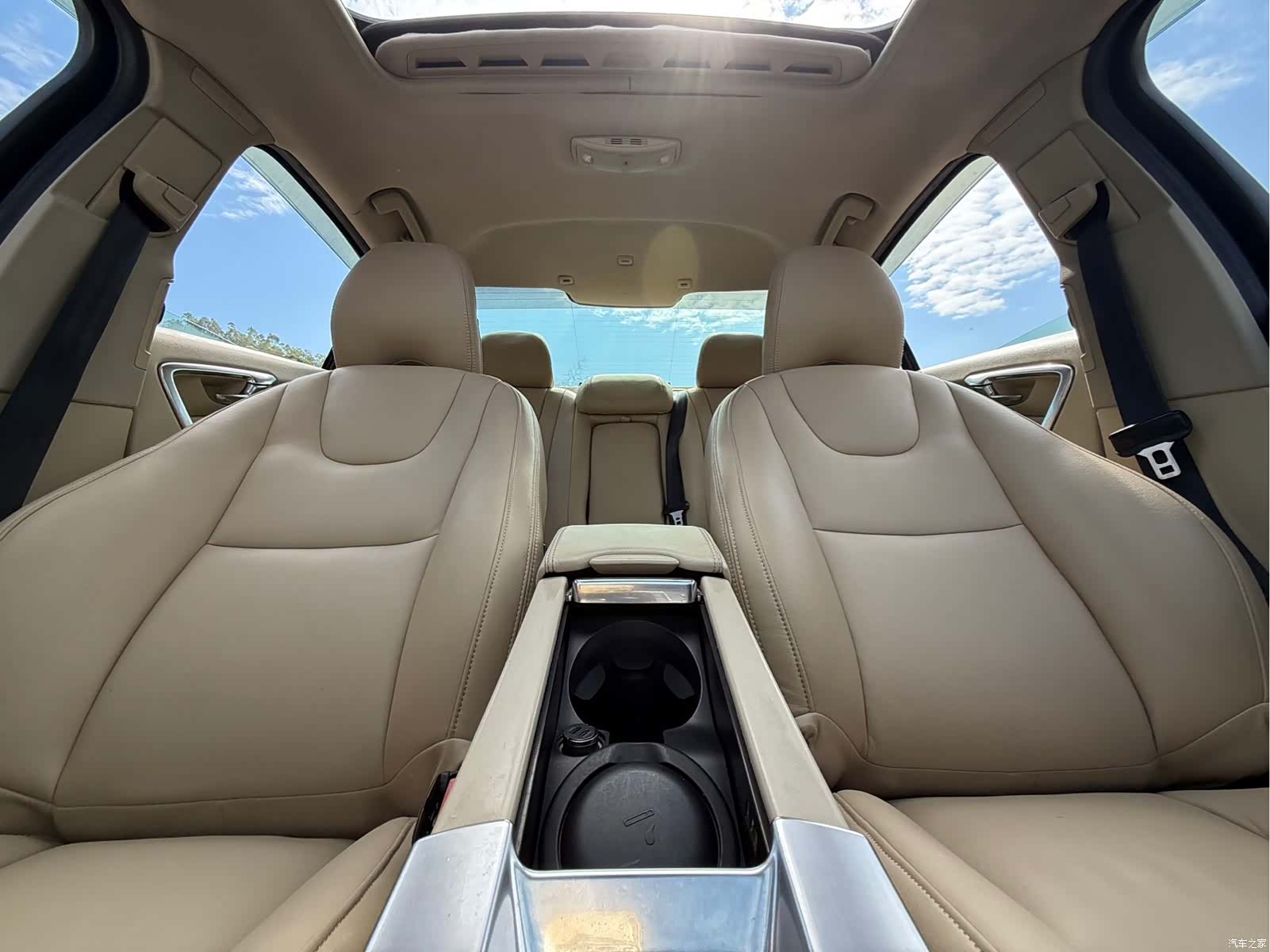 Volvo S60, 2012 15