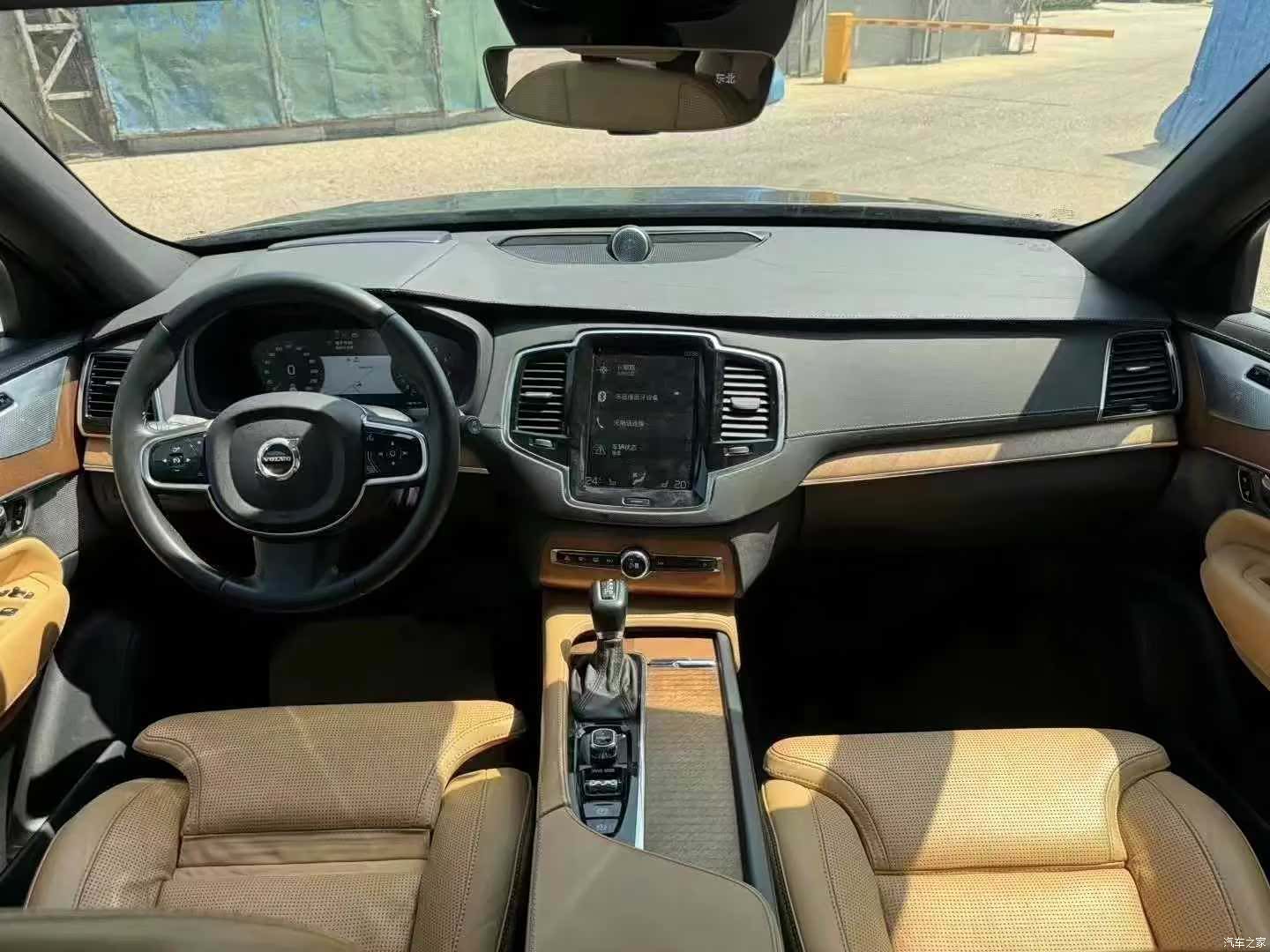 Volvo XC90, 2017 все фото