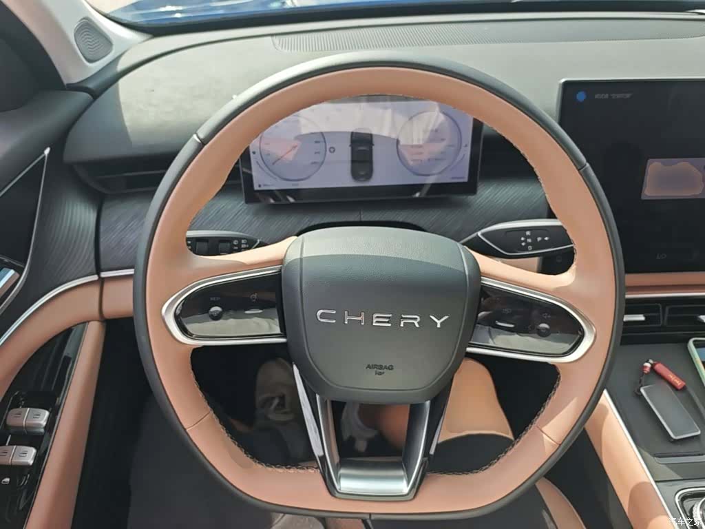 Chery Tiggo 8, 2024 11