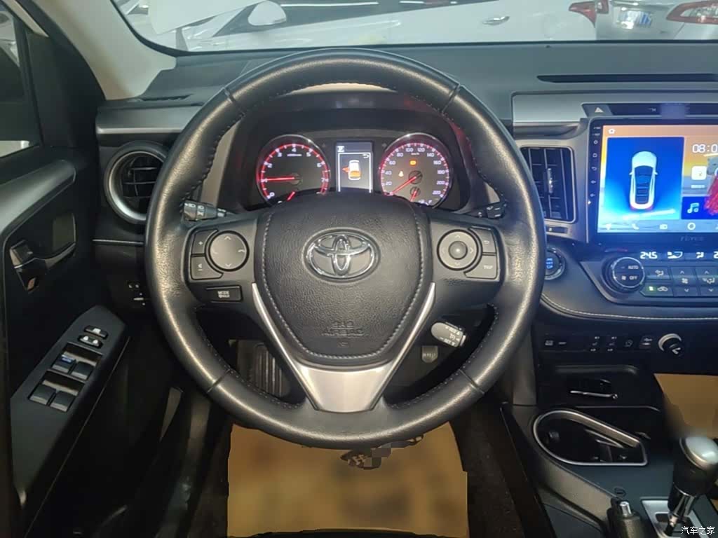 Toyota RAV4, 2019 11