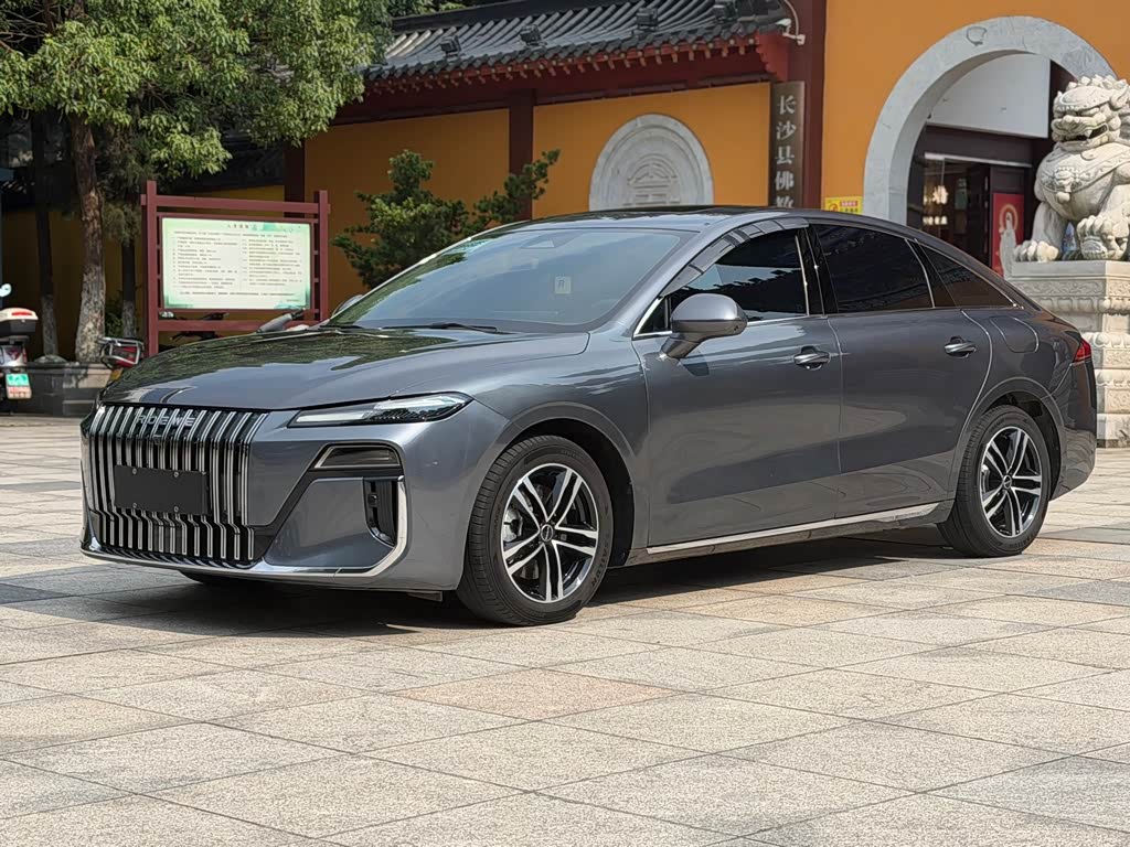 Roewe M7 DMH