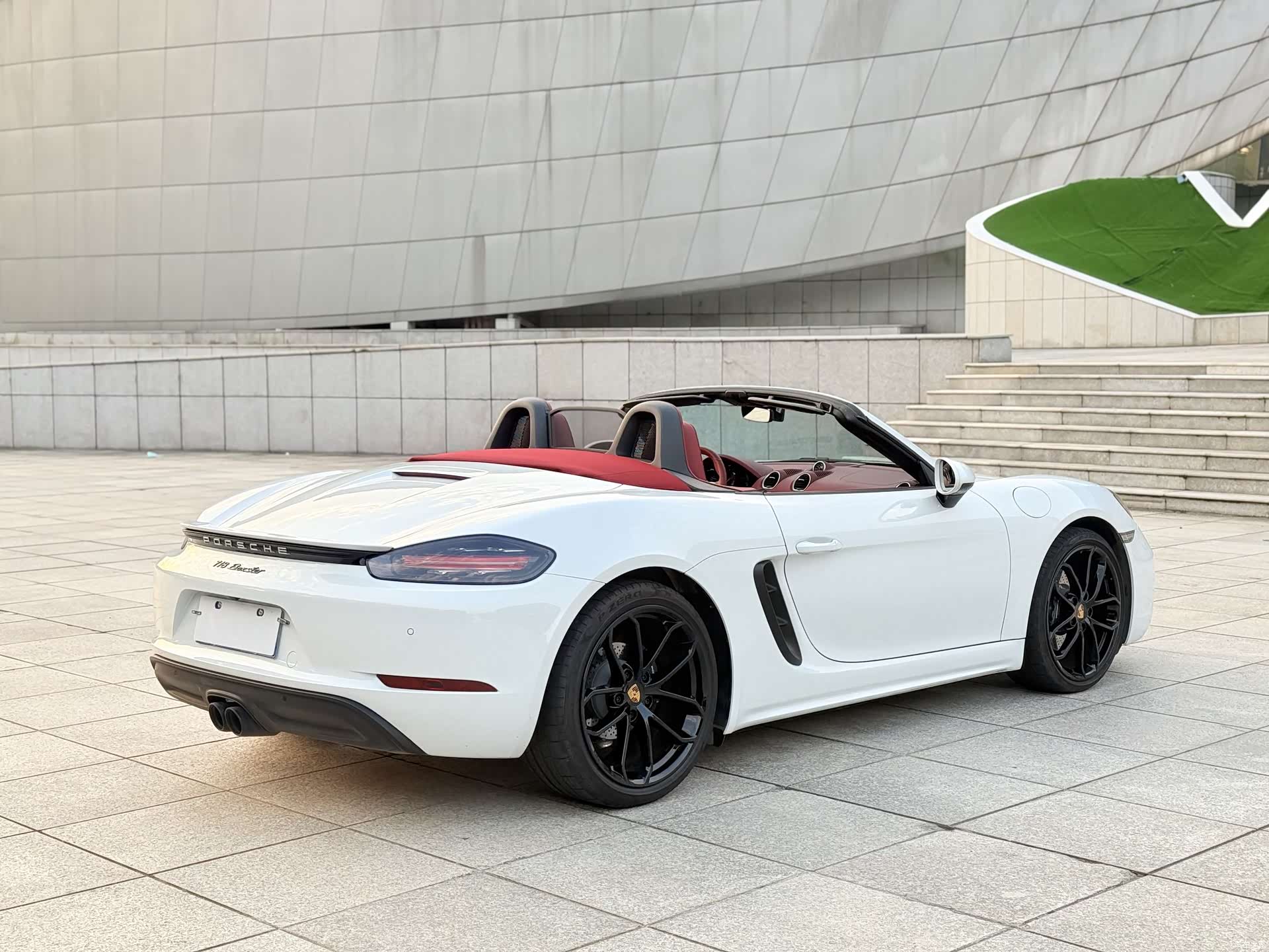 Porsche Boxster, 2024 4