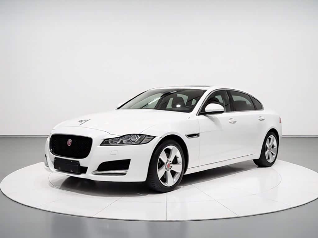 Jaguar XFL