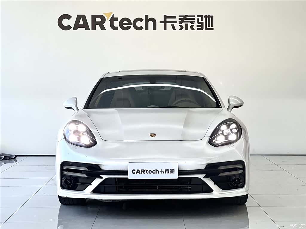 Porsche Panamera, 2014 3
