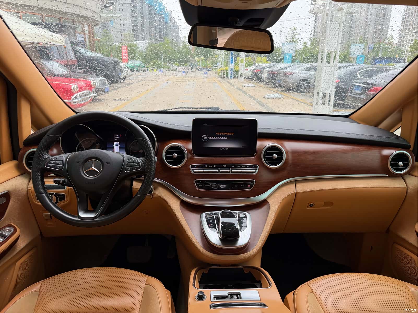 Mercedes-Benz V-Class, 2019 8