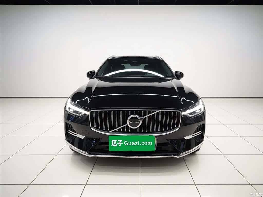 Volvo XC60, 2023 3