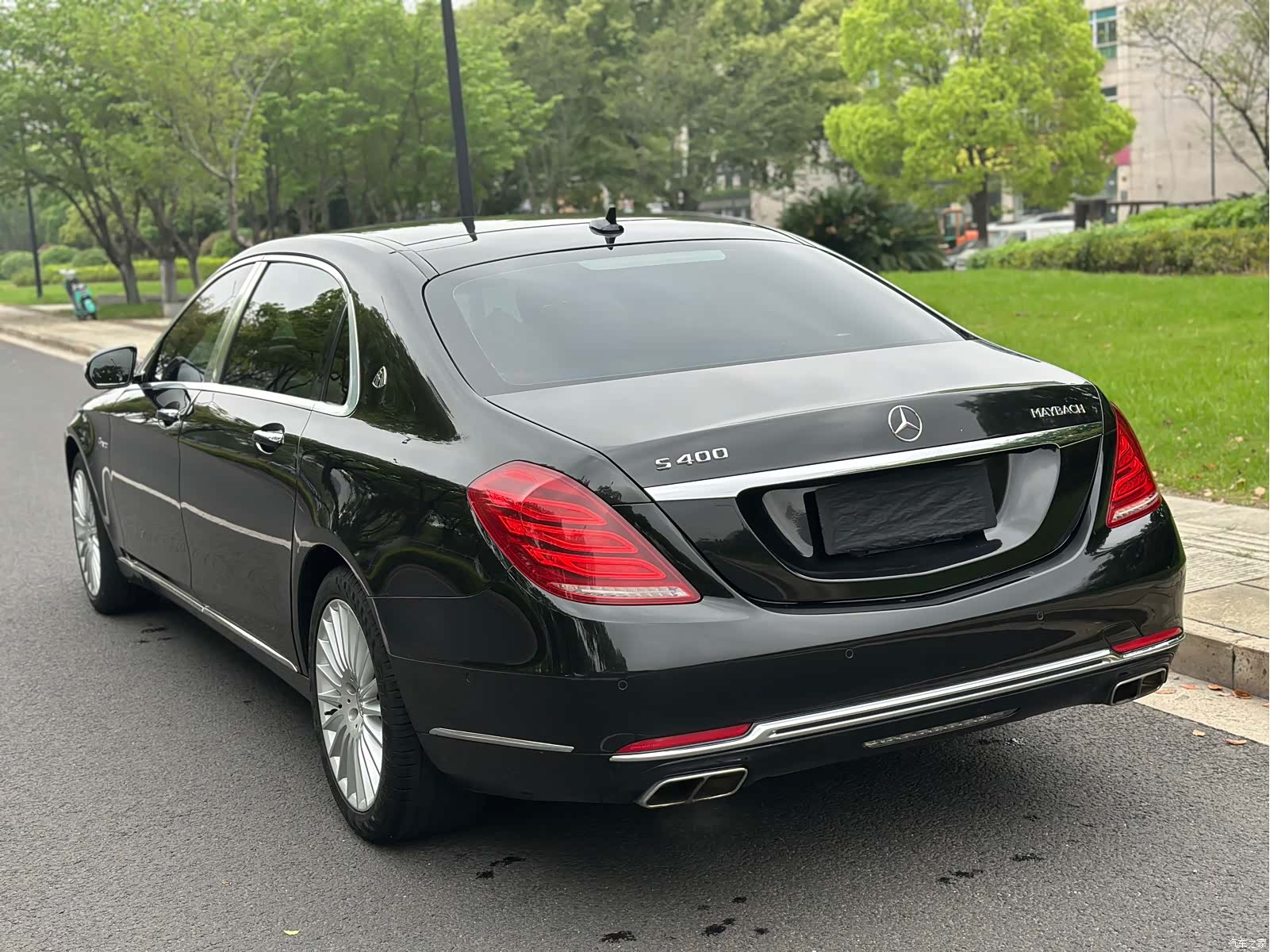 Maybach S-Class, 2015 4