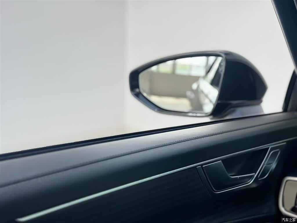 Audi A6L, 2024 14