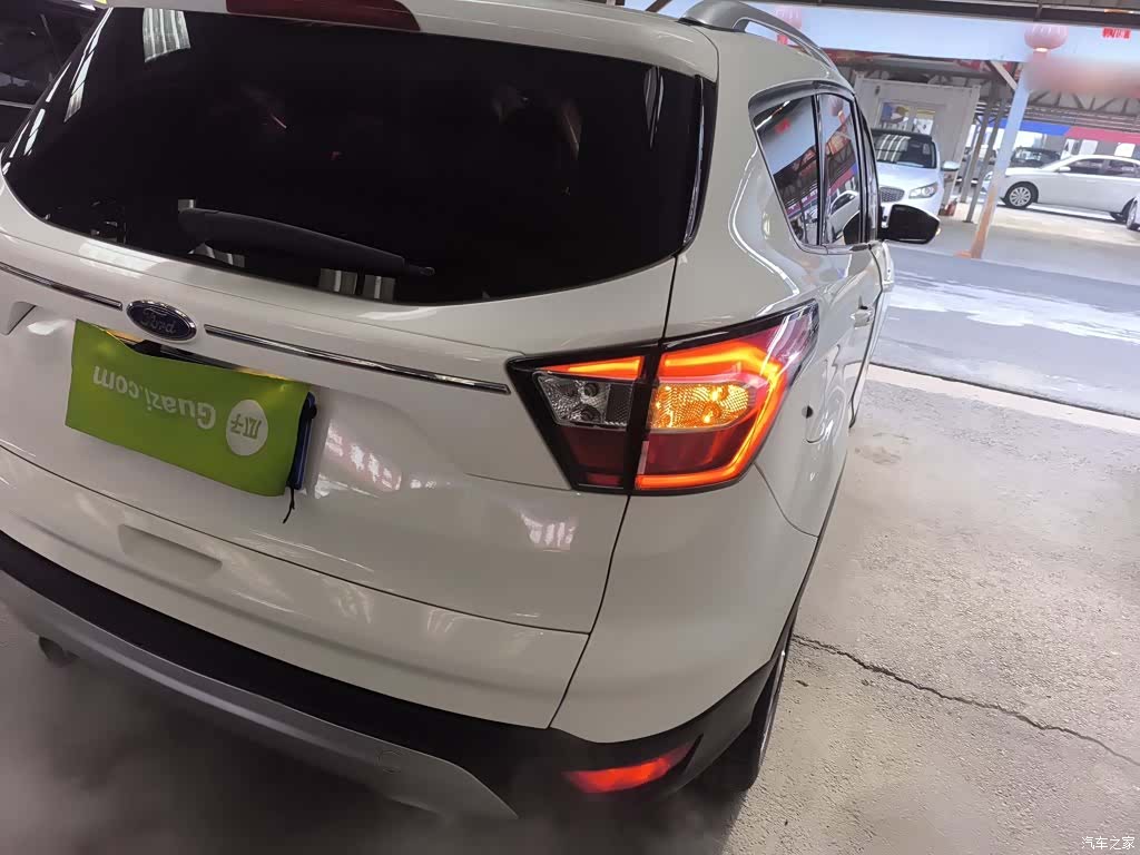 Ford Kuga, 2016 8