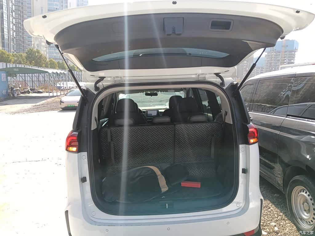 Maxus G50, 2023 16