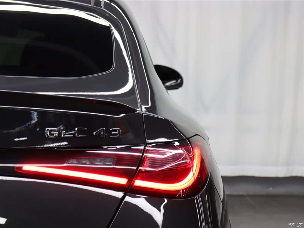 Mercedes-Benz GLC, 2025 24