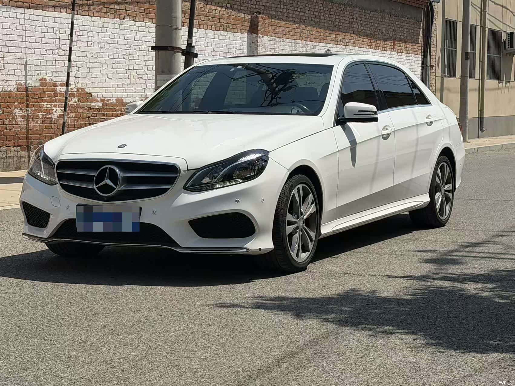 Mercedes-Benz E-Class, 2015 1