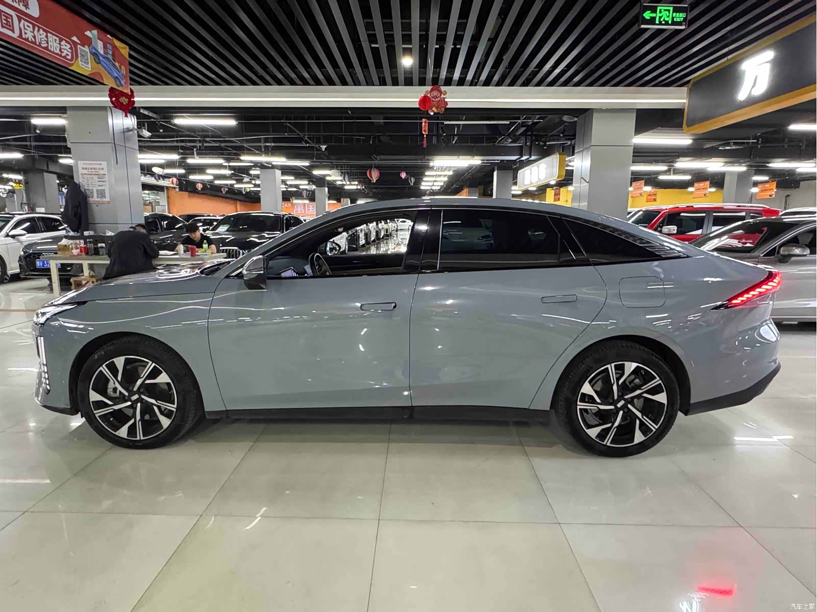 Geely Galaxy L6, 2024 7
