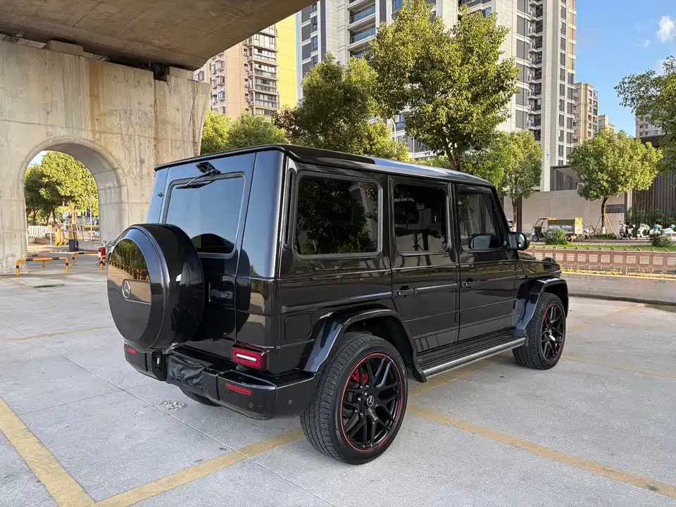 Mercedes-Benz G-class