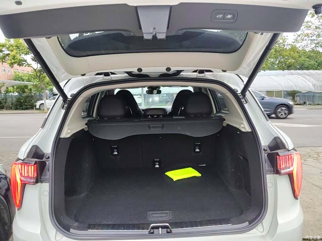 Lynk & Co 01, 2019 19