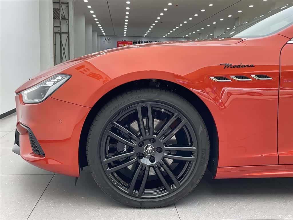 Maserati Ghibli, 2026 6