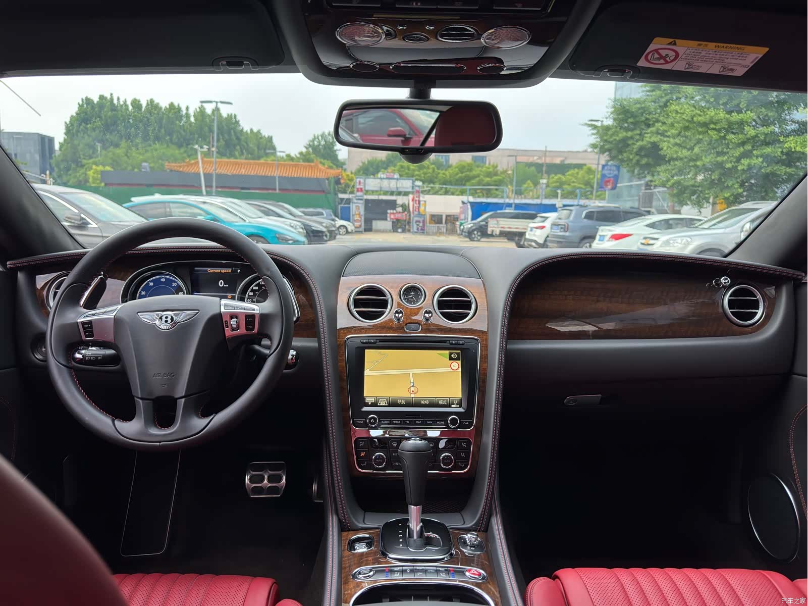 Bentley Continental GT, 2018 все фото