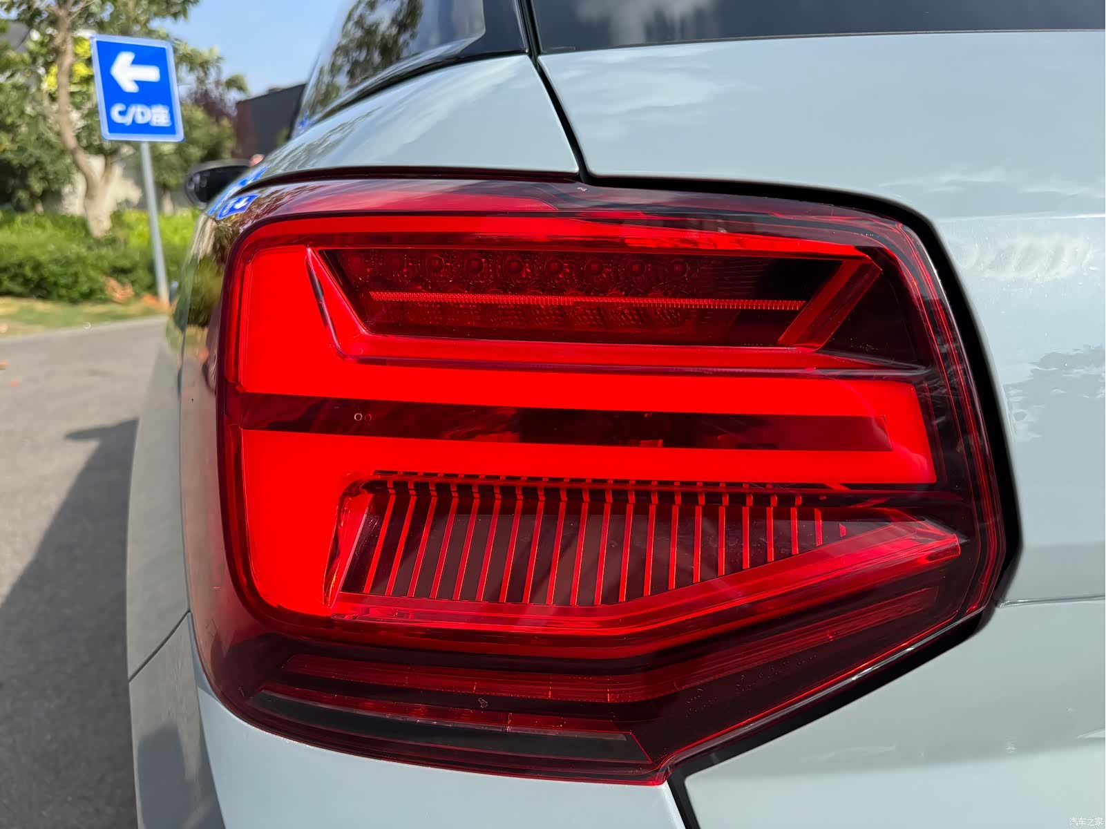 Audi Q2L, 2024 17