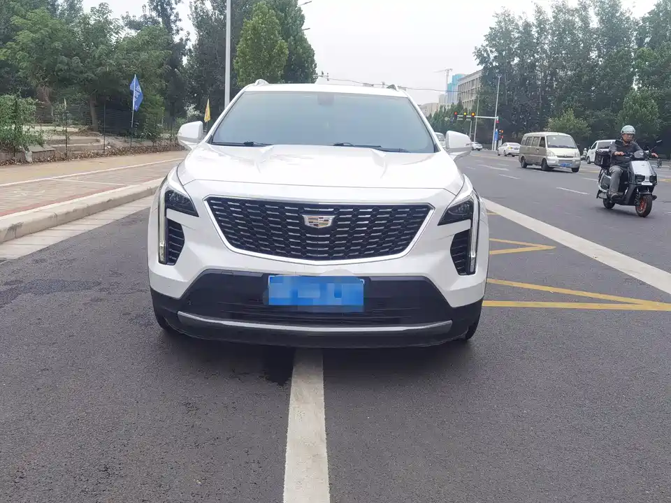 Cadillac XT4