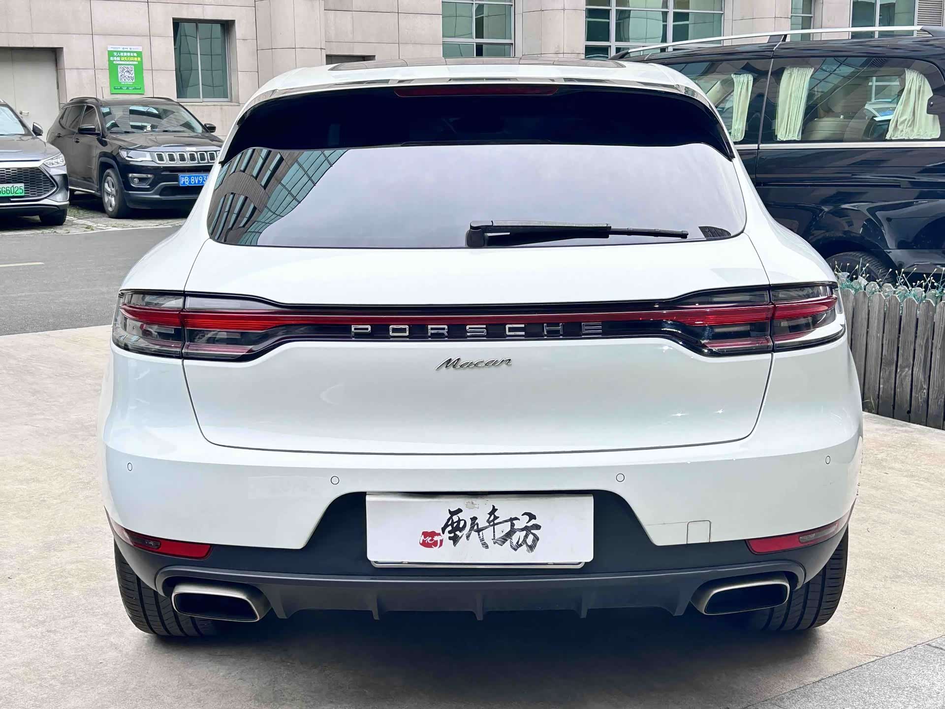 Porsche Macan, 2020 все фото