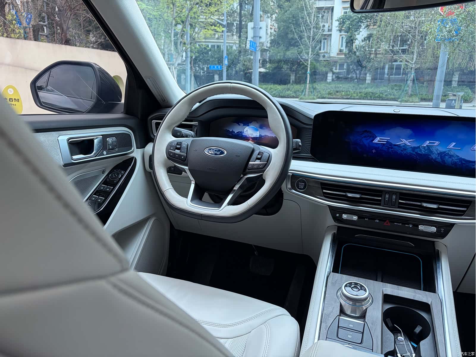 Ford Explorer, 2024 20
