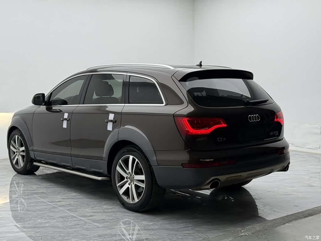 Audi Q7, 2015 9