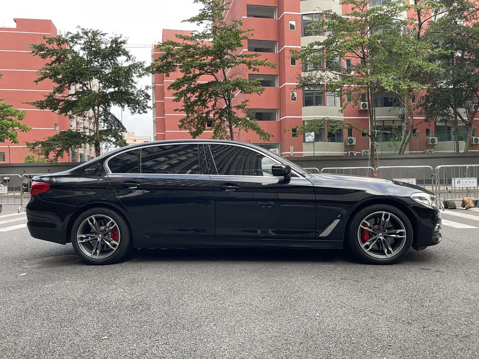 BMW 5 series BMW 5 series