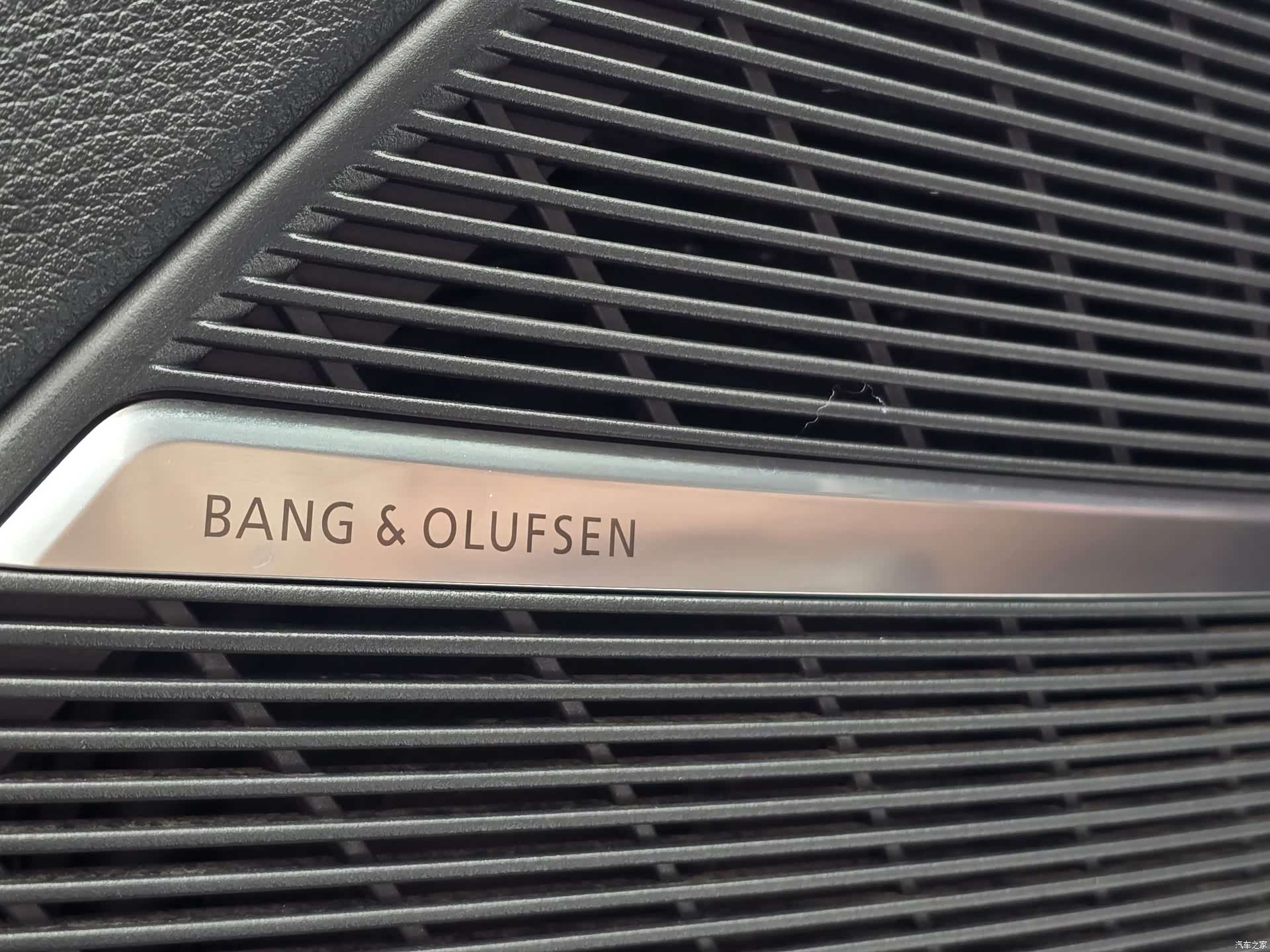 Audi Q8, 2020 23