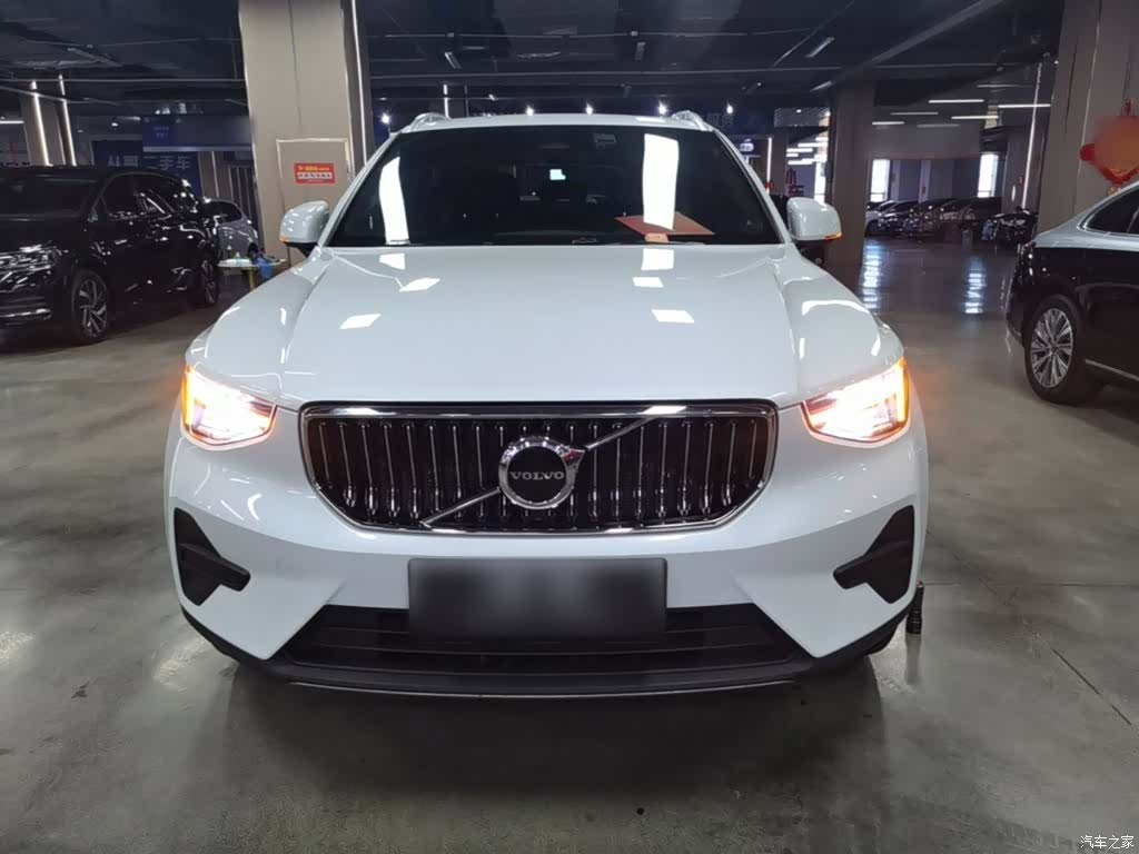 Volvo XC40, 2024 3