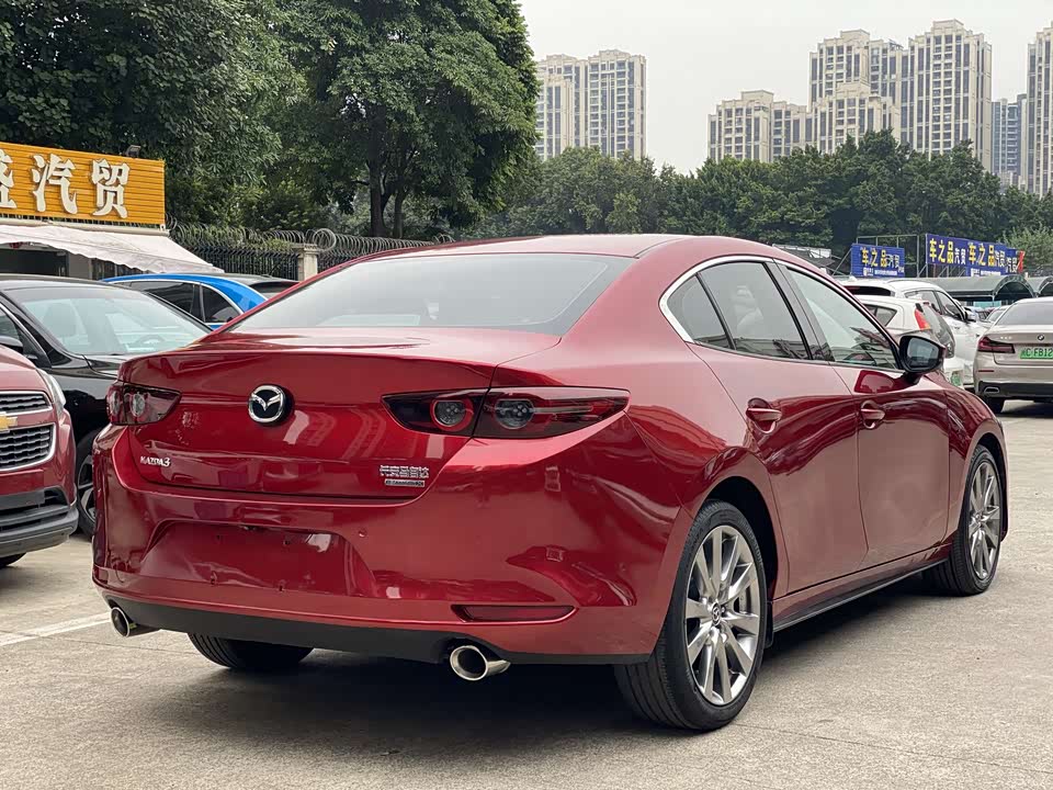 Mazda 3 Angkesaila