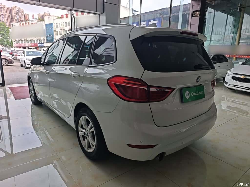BMW 2 Series, 2018 все фото
