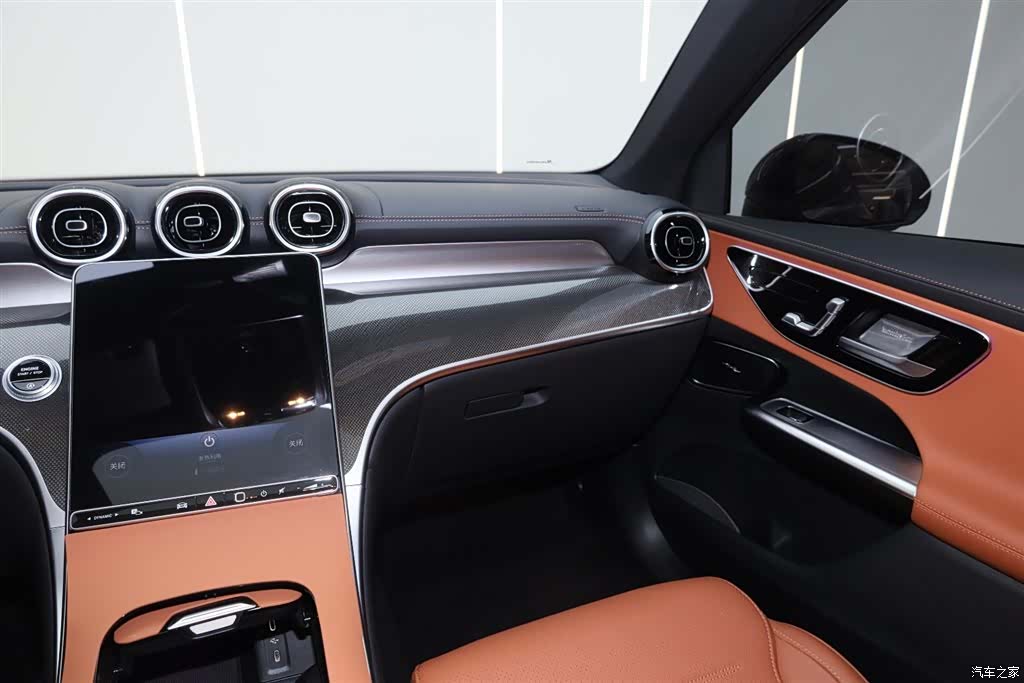Mercedes-Benz GLC, 2026 22