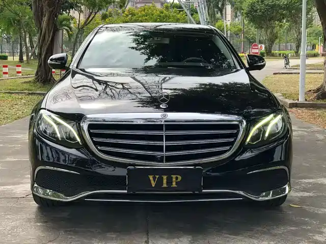 Mercedes-Benz E-Class 2018 — купить из Китая под заказ