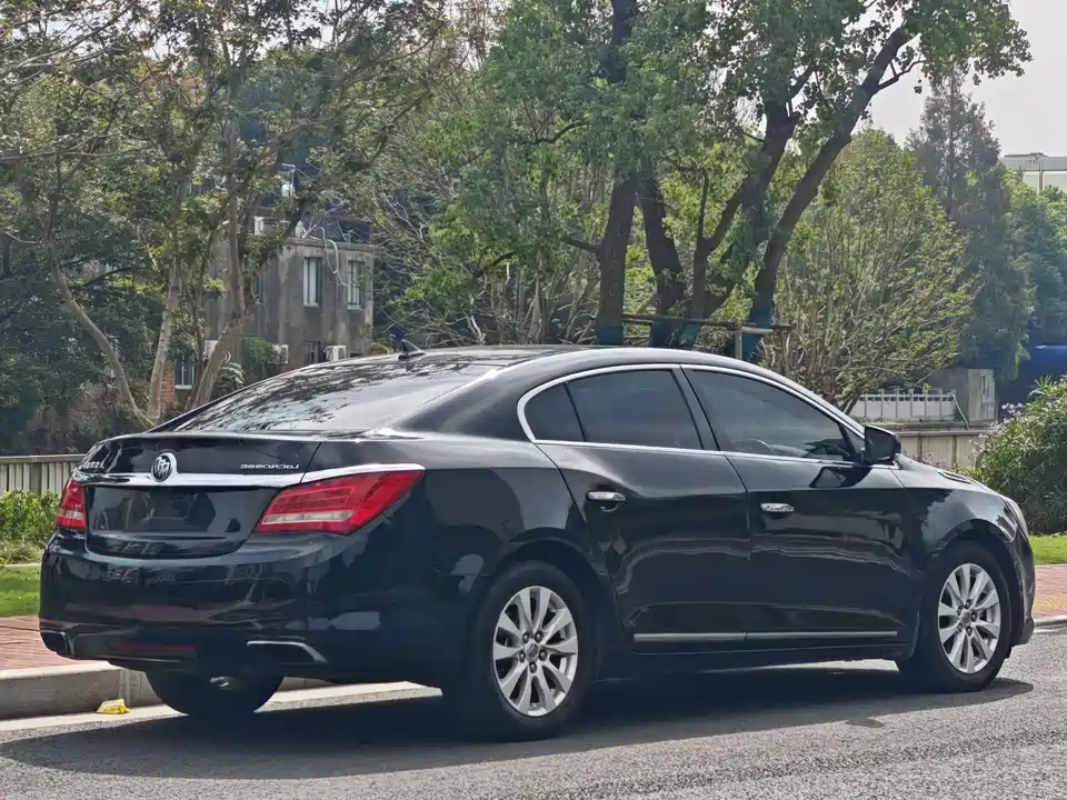 Buick Lacrosse