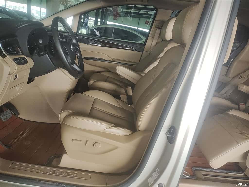Buick GL8, 2018 15