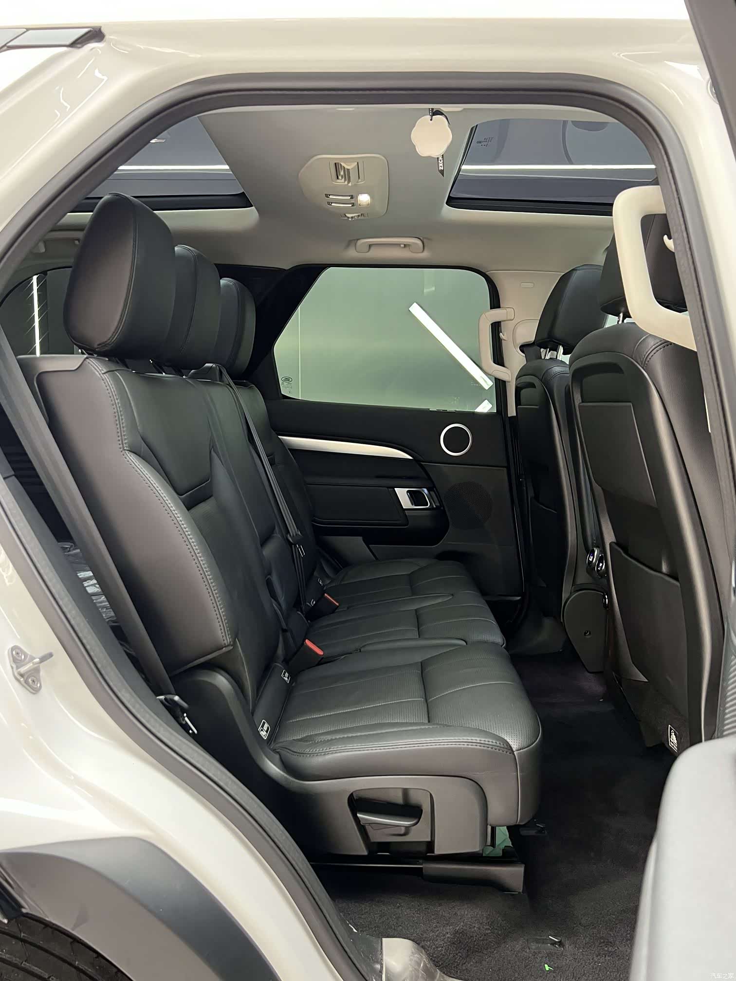 Land Rover Discovery, 2020 15