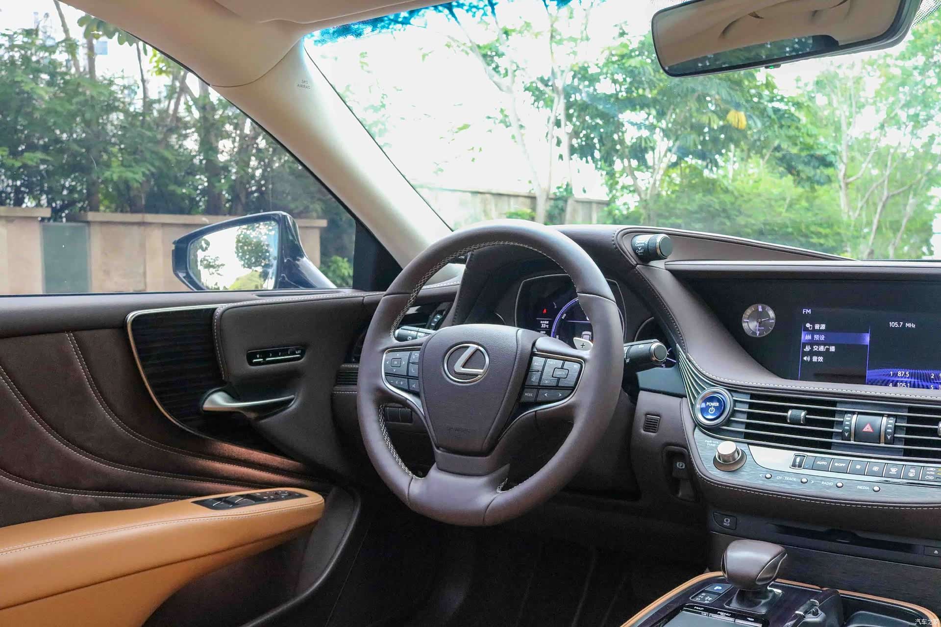 Lexus LS, 2020 все фото