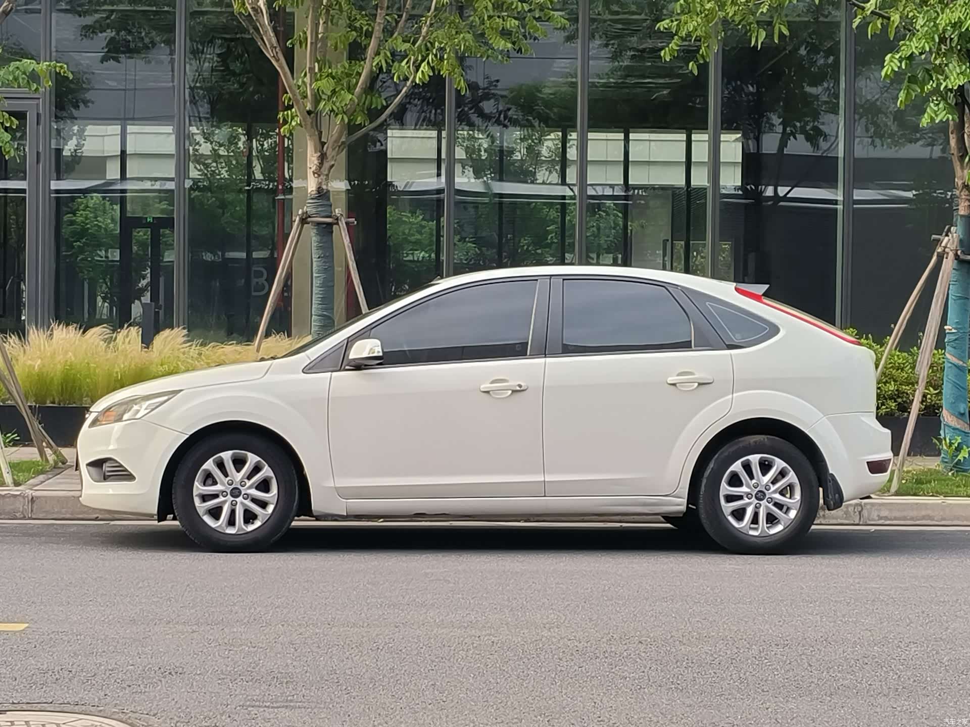 Ford Focus, 2014 4